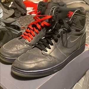 Nike Men's Black High-Top Sneakers